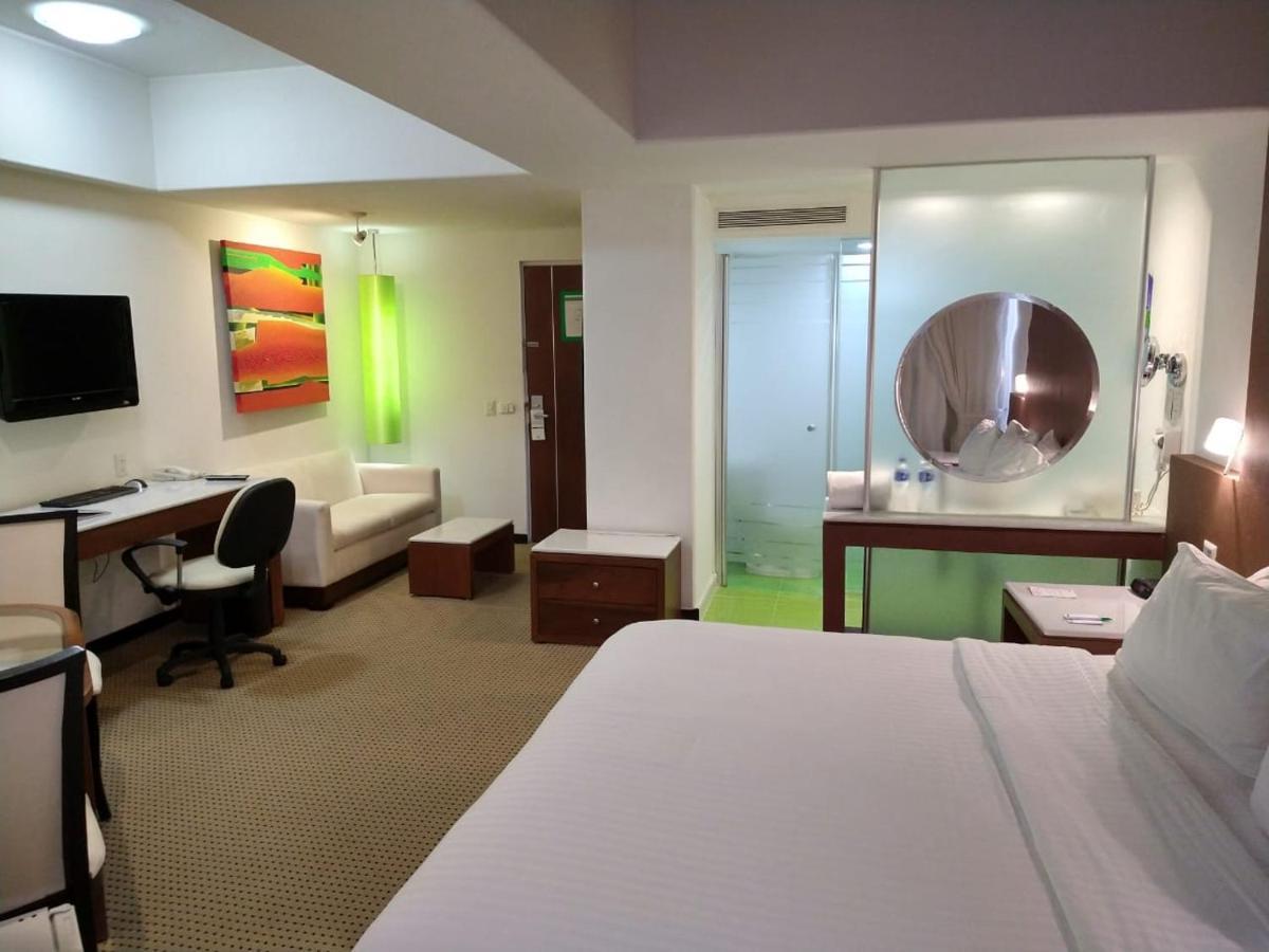 Hotel & Suites Bel Air Business Salamanca Esterno foto