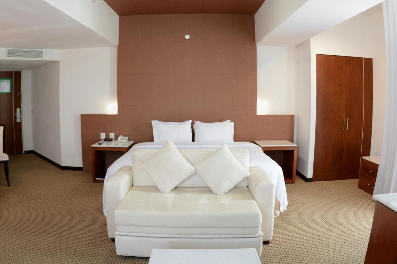 Hotel & Suites Bel Air Business Salamanca Esterno foto